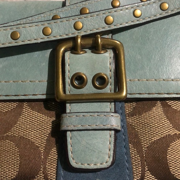 Coach wristlet - Picture 3 of 6